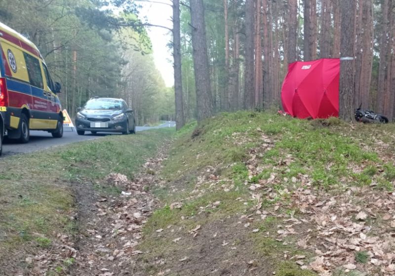 Read more about the article Śmiertelny wypadek motocyklisty – policjanci apelują o ostrożność