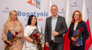 Read more about the article BOGATYNIA – Wręczenie powierzeń dyrektorom