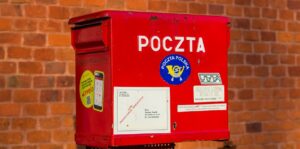Read more about the article Polacy nie chcą rezygnować z usług pocztowych