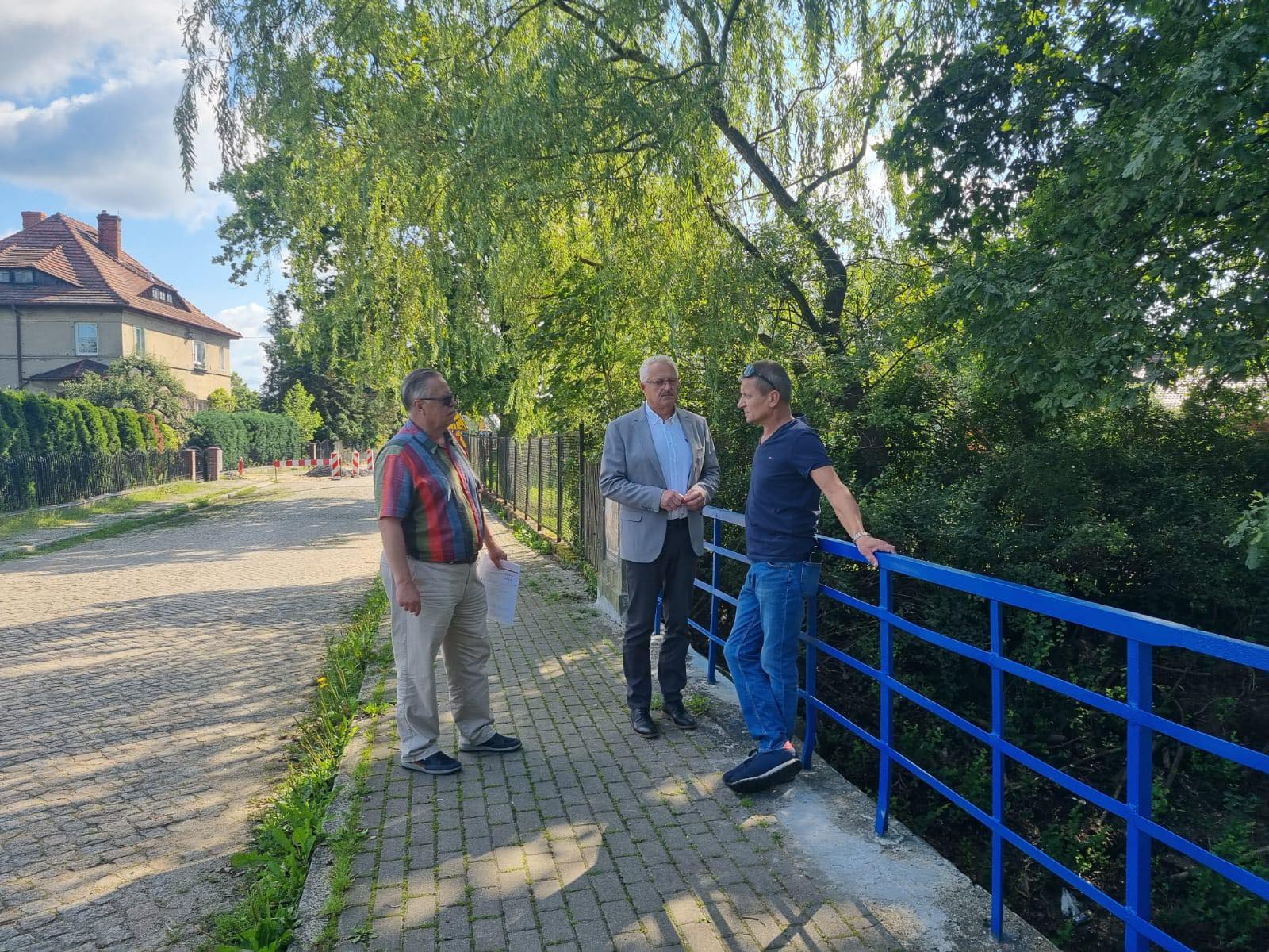 Read more about the article WĘGLINIEC – „Remont mostu na drodze nr 103731 w m. Ruszów, gmina Węgliniec”