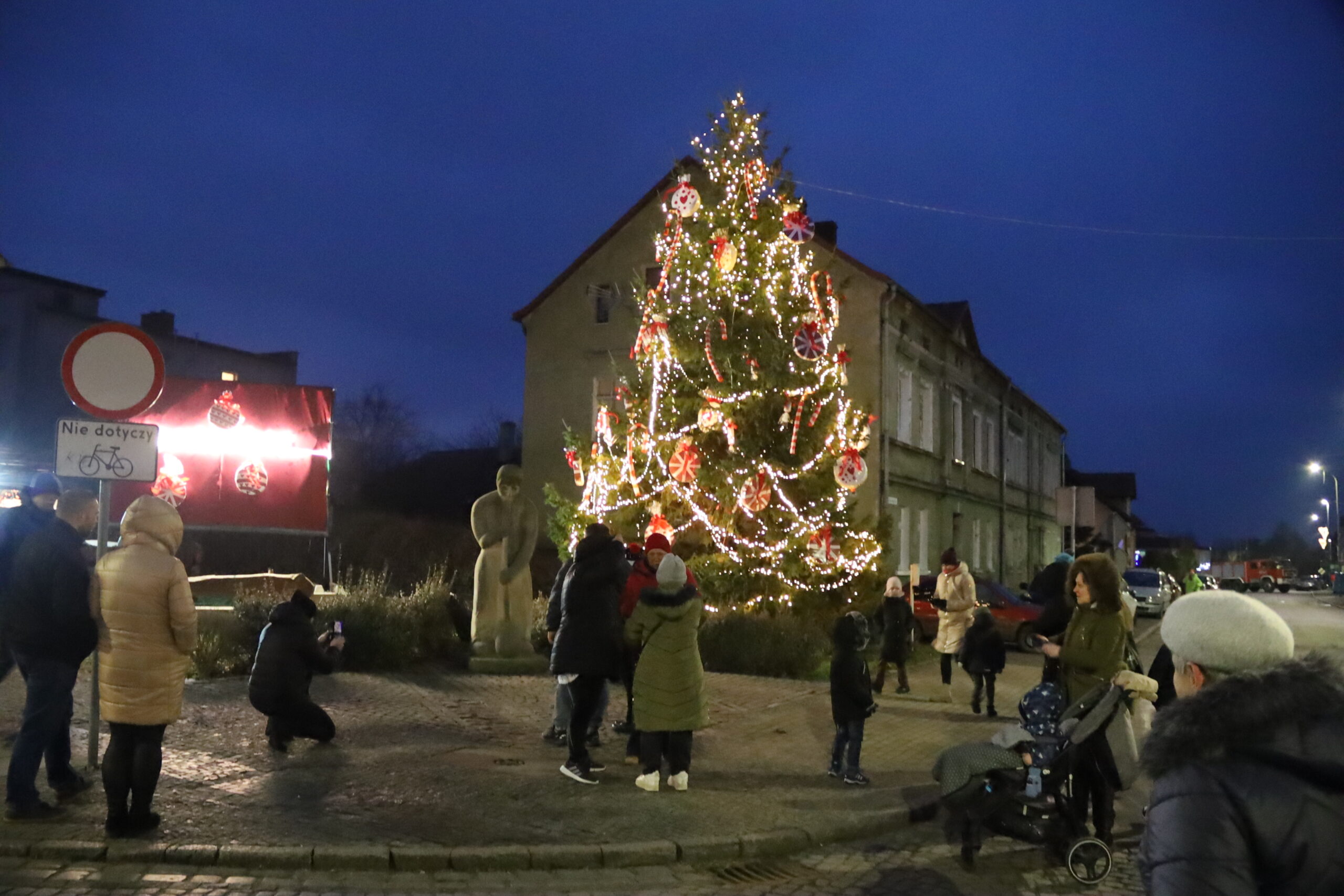 Read more about the article Pieńsk – II Pieński Jarmark Bożonarodzeniowy