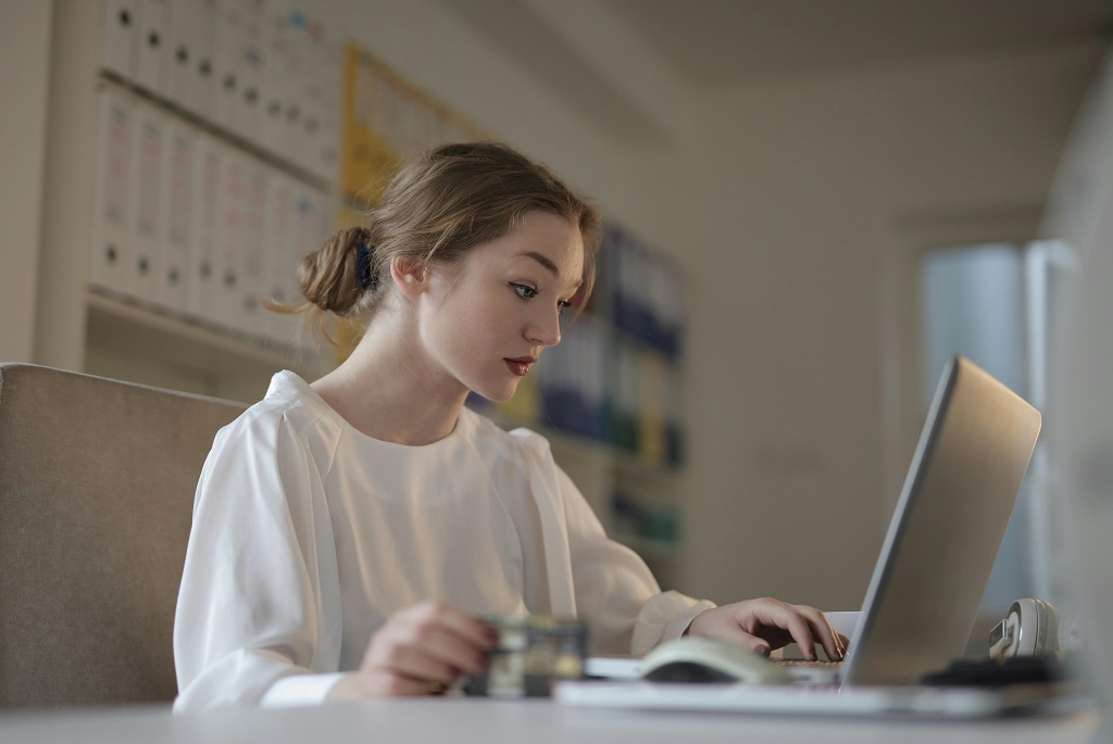 Read more about the article Jak unikać najczęstszych błędów księgowych w spółkach LTD i działalności self-employed?